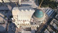 سخنگوی ستاد وداع و تشییع پیکر رهبر شهید انقلاب: درهای مصلی تهران از ساعت ۶ صبح شنبه به روی مردم باز می شود