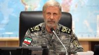 فرمانده کل ارتش: یقه کسانی که رهبر ما را شهید کردند رها نمی‌کنیم