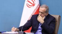 دانشگاهیان، دانشگاه را به محیطی برای حل مسائل کشور تبدیل کنند